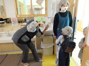 gマスク変身 (2)