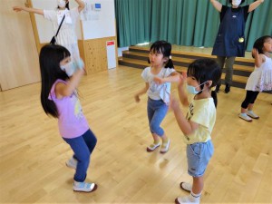 g終業式ダンス交流 (6)