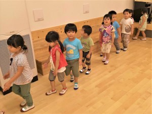 gみんなで歩こう (7)