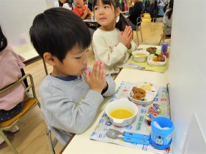 g給食 (1)