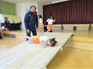 g少体育 (13)