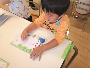 gシール貼り (8)