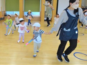 gホールで遊ぶ (11)