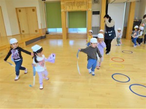 gホールで遊ぶ (9)