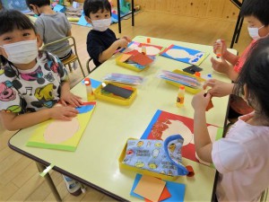 g長ちぎり絵 (6)