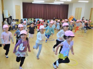 gホールで遊ぶ (2)