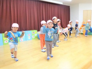 gホールで遊ぶ (5)