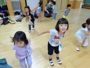 gホールで遊ぶ (7)