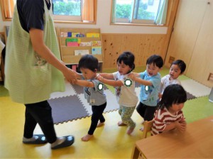 g電車になって…（グループ活動） (11)