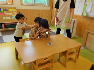 g電車になって…（グループ活動） (4)