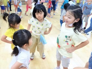 gみんなでダンス (14)