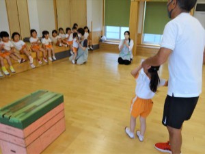g少体育２ (8)
