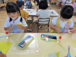 中折り紙 (1)