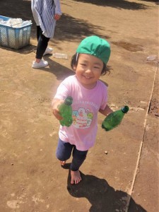 g幼児と水 (8)
