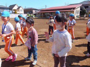 メダル見せる (7)