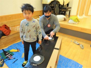 親子で車作り (28)