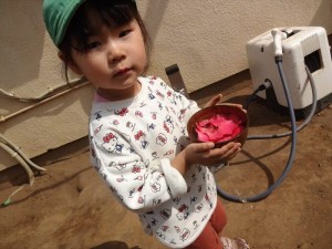 水筒持って (9)_R