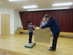 長卒園証書 (2)